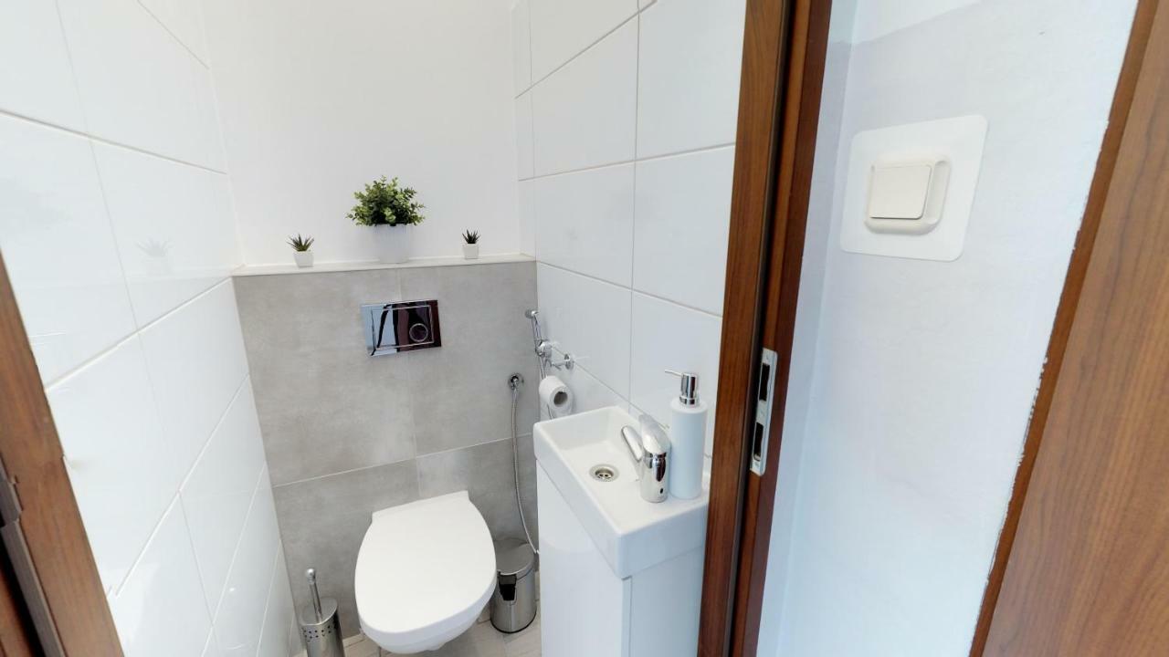 New Whitehouse Rooms غدانسك المظهر الخارجي الصورة