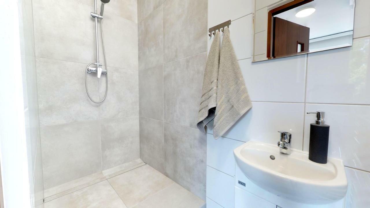 New Whitehouse Rooms غدانسك المظهر الخارجي الصورة